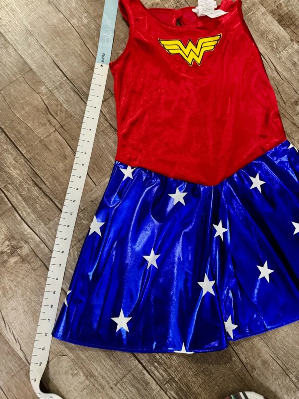 NIP Wonder Woman Costume Youth Large‎ 10-12 Dress Cape Full Set Halloween